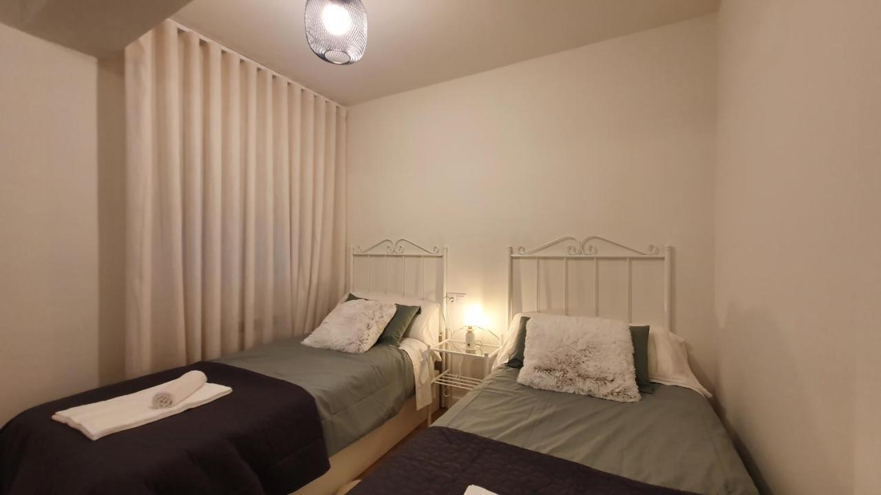 Auditorio Vicele - 2 Hab Y Sofa-Cama - Wifi - Vut-3692-As Oviedo Eksteriør billede
