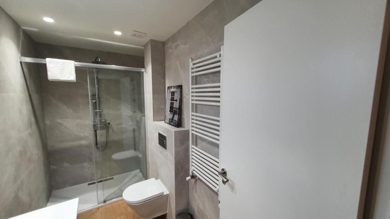 Auditorio Vicele - 2 Hab Y Sofa-Cama - Wifi - Vut-3692-As Oviedo Eksteriør billede