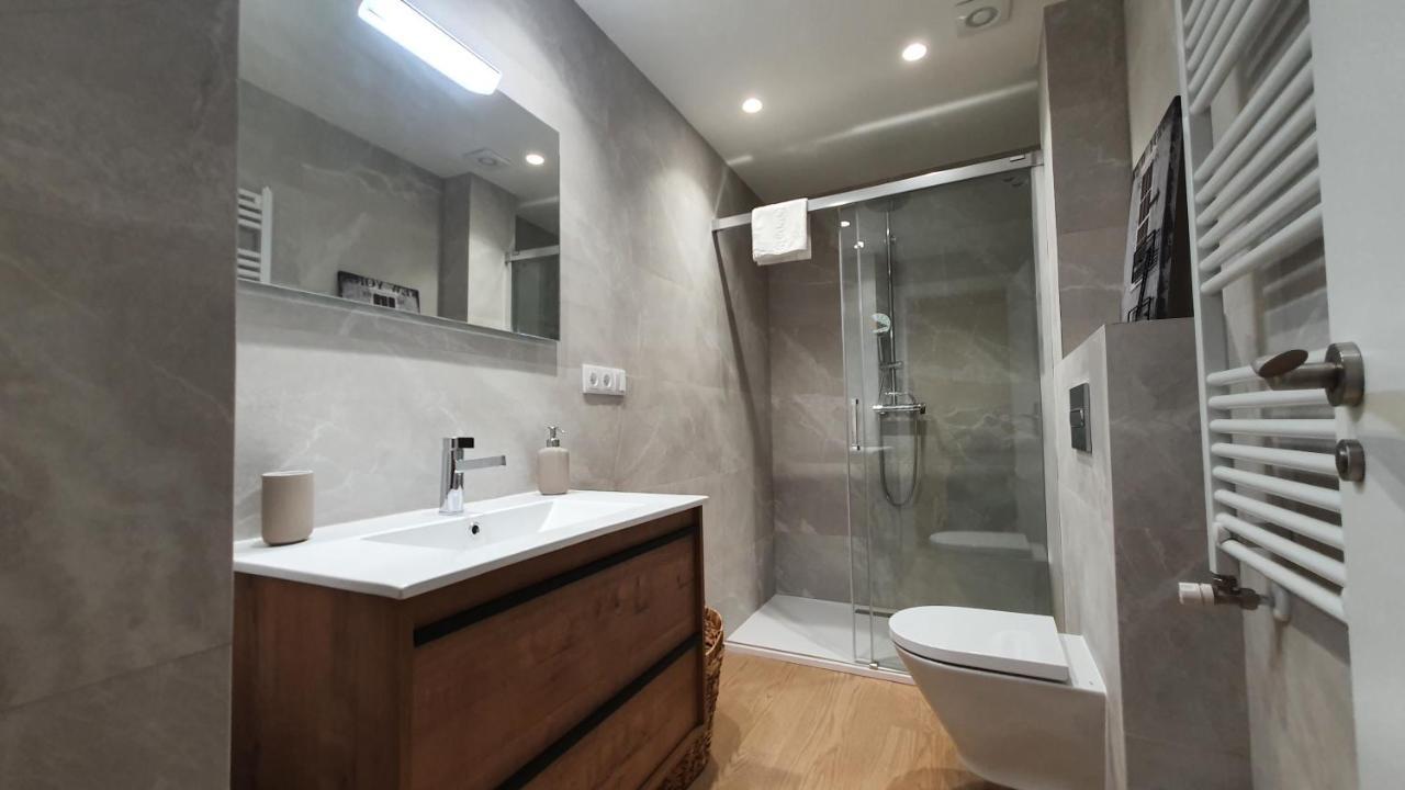 Auditorio Vicele - 2 Hab Y Sofa-Cama - Wifi - Vut-3692-As Oviedo Eksteriør billede