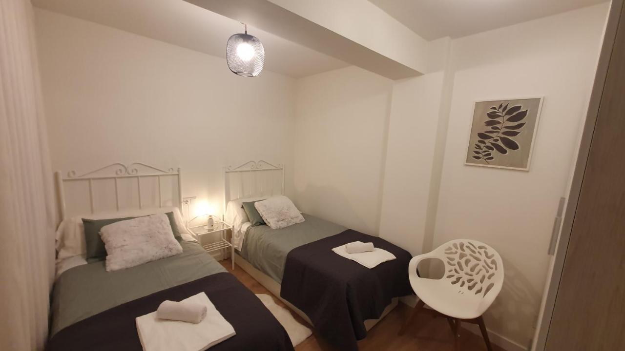 Auditorio Vicele - 2 Hab Y Sofa-Cama - Wifi - Vut-3692-As Oviedo Eksteriør billede