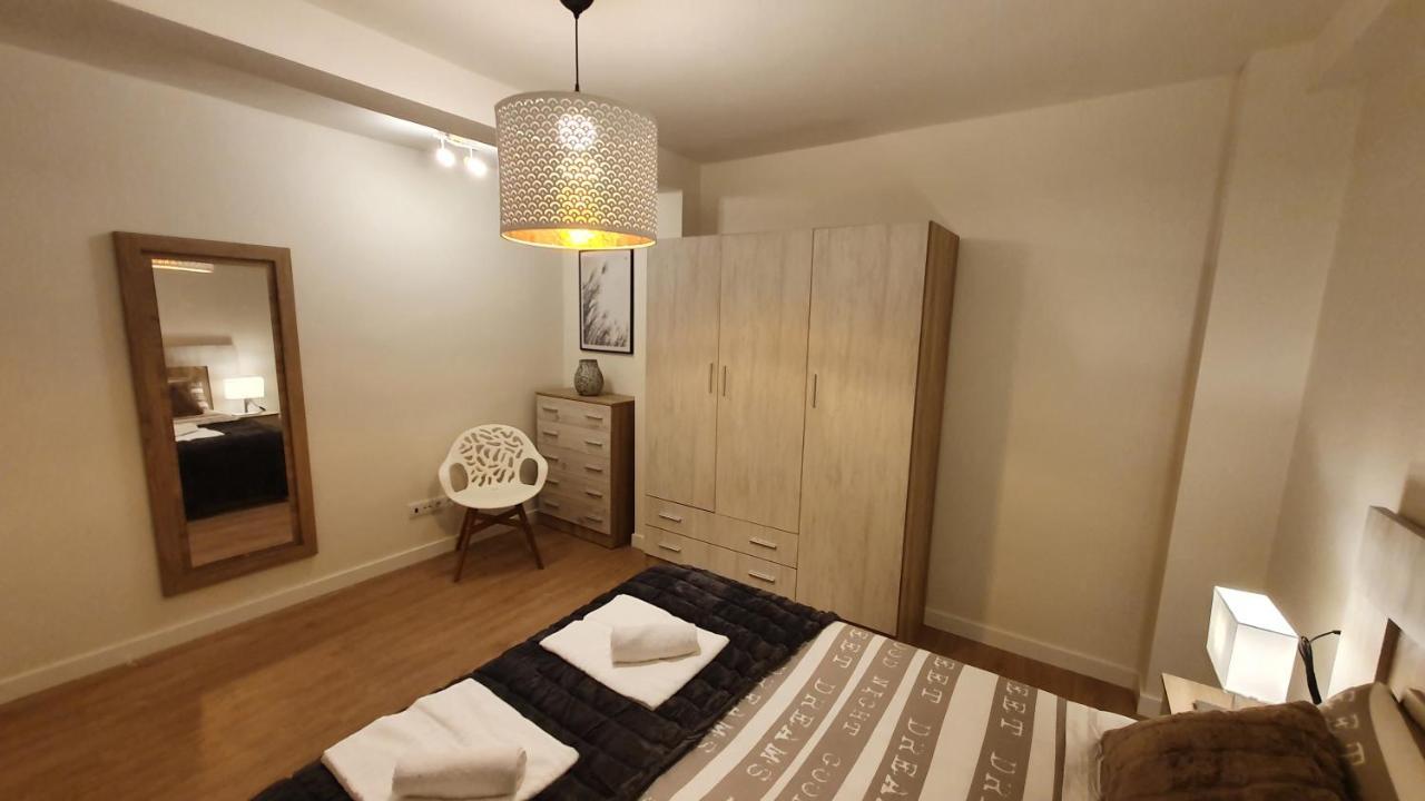 Auditorio Vicele - 2 Hab Y Sofa-Cama - Wifi - Vut-3692-As Oviedo Eksteriør billede